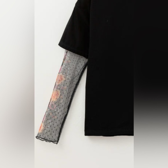 Floral Mesh Sleeve Black Top - Picture 4 of 6